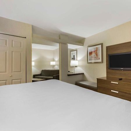 Best Western Plus Nashville Airport Hotel - Bna Екстериор снимка