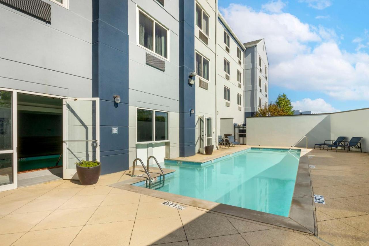 Best Western Plus Nashville Airport Hotel - Bna Екстериор снимка
