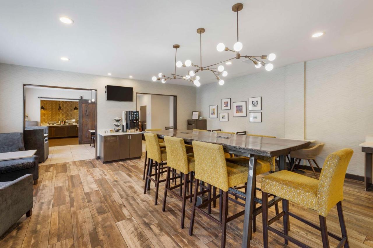 Best Western Plus Nashville Airport Hotel - Bna Екстериор снимка