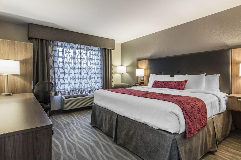 Best Western Plus Nashville Airport Hotel - Bna Екстериор снимка